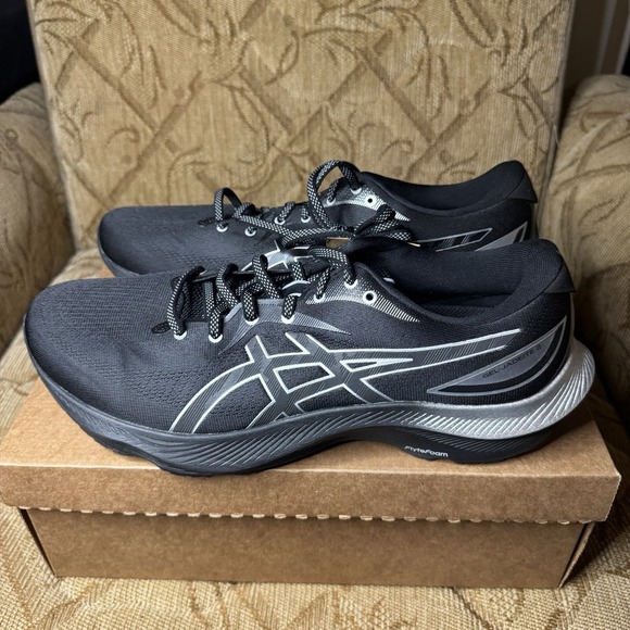 Asics Gel Jadeite 2 Shoes Men's 11 Black Grey Running Sneakers Lace up Mesh NWT!